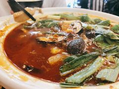 牛三鲜火锅-回·龙虾铺·盆盆蟹·烧烤大排档(回龙观店)