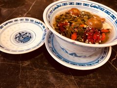 -巴四老城区炭火蛙锅(张江店)