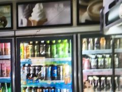 -全家便利店(愚园店)