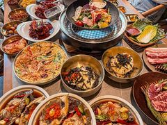 -草家酱蟹炭火烤肉店(珲春南路一店)