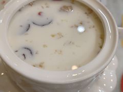 -广信牛奶甜品世家(台东店)