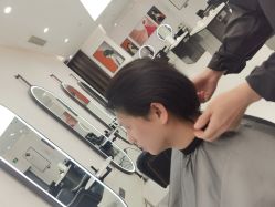 -侨治发型