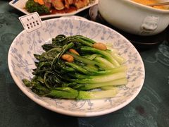 拍蒜广东菜心-誉八仙粤菜(万象天地店)