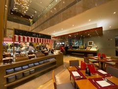 自助取餐区-视界美食自助餐厅·石家庄希尔顿酒店