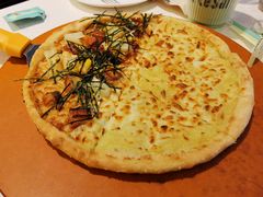 -乐凯撒披萨(汇港购物中心店)