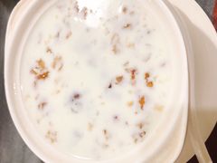 新鲜水牛奶桃胶-黄师奶甜品店