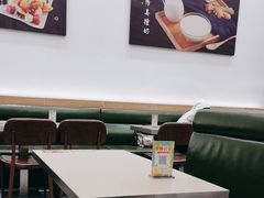-佰搭果·广式茶餐厅(西华路店)