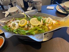 -大头虾越式风味餐厅(光明广场店)