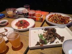 -爱啤精酿·民谣酒馆(滨江店)