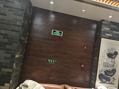 -郑庄脂渣海鲜楼(九水路店)
