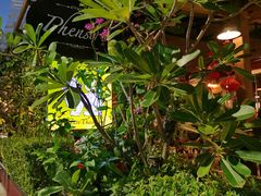 -Phensiri Thai Restaurant