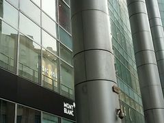 -上海世茂广场(南京东路店)