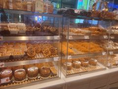 -巴黎贝甜(大宁国际商业广场店)