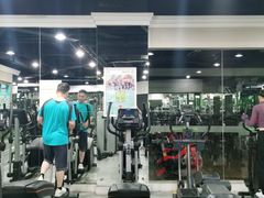 -贝菲特游泳健身(徐泾店)