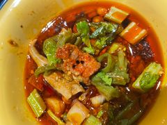 -钢管厂五区小郡肝串串香火锅(人民广场店)