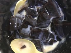 炼乳龟苓膏-老红桥炸灌肠牛肚锅烧烤(定福庄店)
