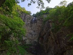 -燕子河大峡谷天坑仙境