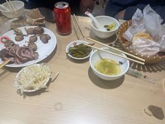 -闫家驴肉老店(华电一校店)