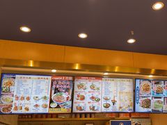 -西部马华清真兰州牛肉面·烧烤夜市(三里河店)