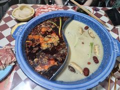 -王歘歘·chuǎ火锅(五道营店)