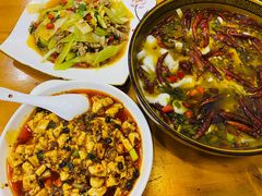 招牌酸菜鱼-川川川菜馆(椰海新城店)