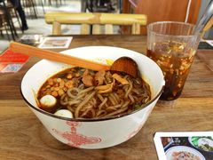 -麻婆婆白家肥肠粉(海岸城店)