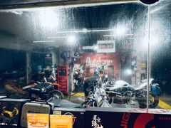 -摩道团机车工坊 摩托车维修 精洗店