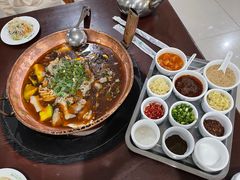 -朝伟清真铜瓢牛肉馆(三十年老·店)
