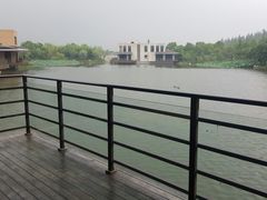-上海怡沁园度假酒店