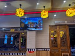-阿婆情腊排骨火锅(金虹路店)
