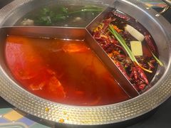 -廖掌柜·重庆鲜货火锅(上海首店)