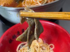-铁锅哥米线