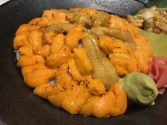 三色海胆饭-魔丼屋(日月光店)