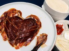 精品烤鸭-悦江(梅奔中心店)