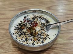 -白翔甜食店