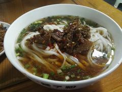 麻辣牛肉面-矮子粉店1985·长沙米粉(湘春路店)