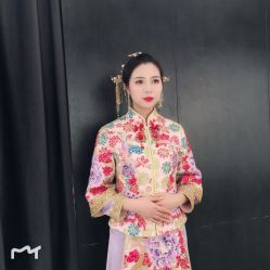 点击看大图 -艾米丽婚纱礼服