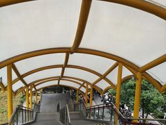 -康新公路(地铁站)