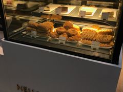 -麦隆咖啡(北大店)