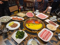 -小天鹅火锅·一线江景洪鼎旗舰店(洪崖洞店)