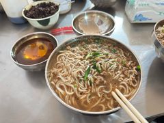 -正宗杨记普洱酸醋米线(总店)