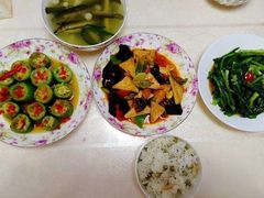 -天鹅到家·保姆月嫂育儿嫂(天河店)