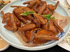 脆皮乳鸽-新南华大酒店(长寿店)