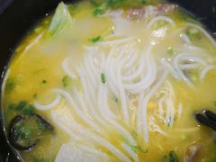 -妈妈故事米线(市府恒隆店)
