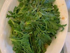 清拌茼蒿-粤香村(清真川菜店)