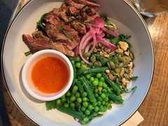 双重蛋白煎蛋牛肉烩番茄能量碗-Wagas沃歌斯(北京君太百货店)