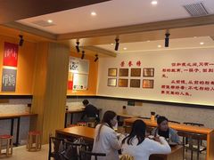 -钟方模白家肥肠粉(春熙店)