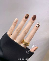 -Halo美甲美睫