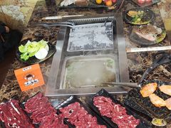 -牛里牛气· 榴莲海鲜鲜牛肉自助火锅·烤肉(横岗店)