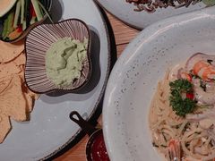 墨西哥玉米片牛油果酱配时蔬-JOYBOX盒里(南湖天地店)